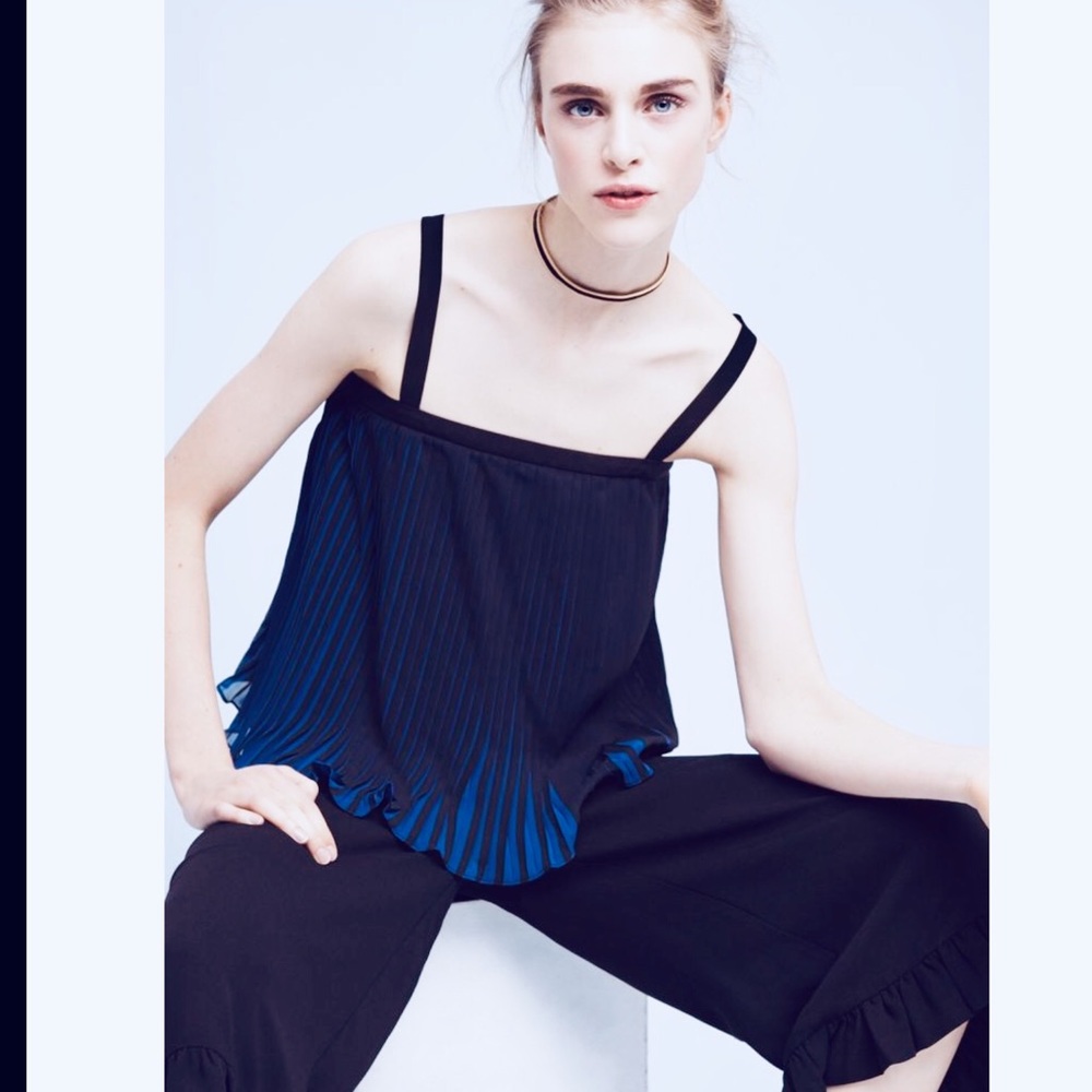 HD - Anthropologie - ADORABLE - Pleated Cami